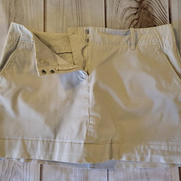 Body By Victoria Women’s Slim Fitting Skirt Light Khaki Sz 12 - Picture 2 of 4
